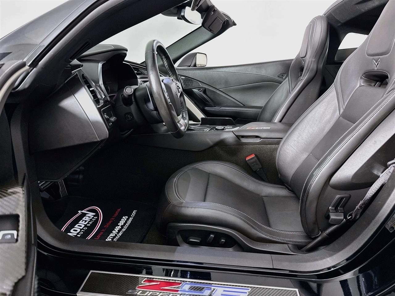 Chevrolet Corvette 2dr Z06 Cpe w/2LZ 2018