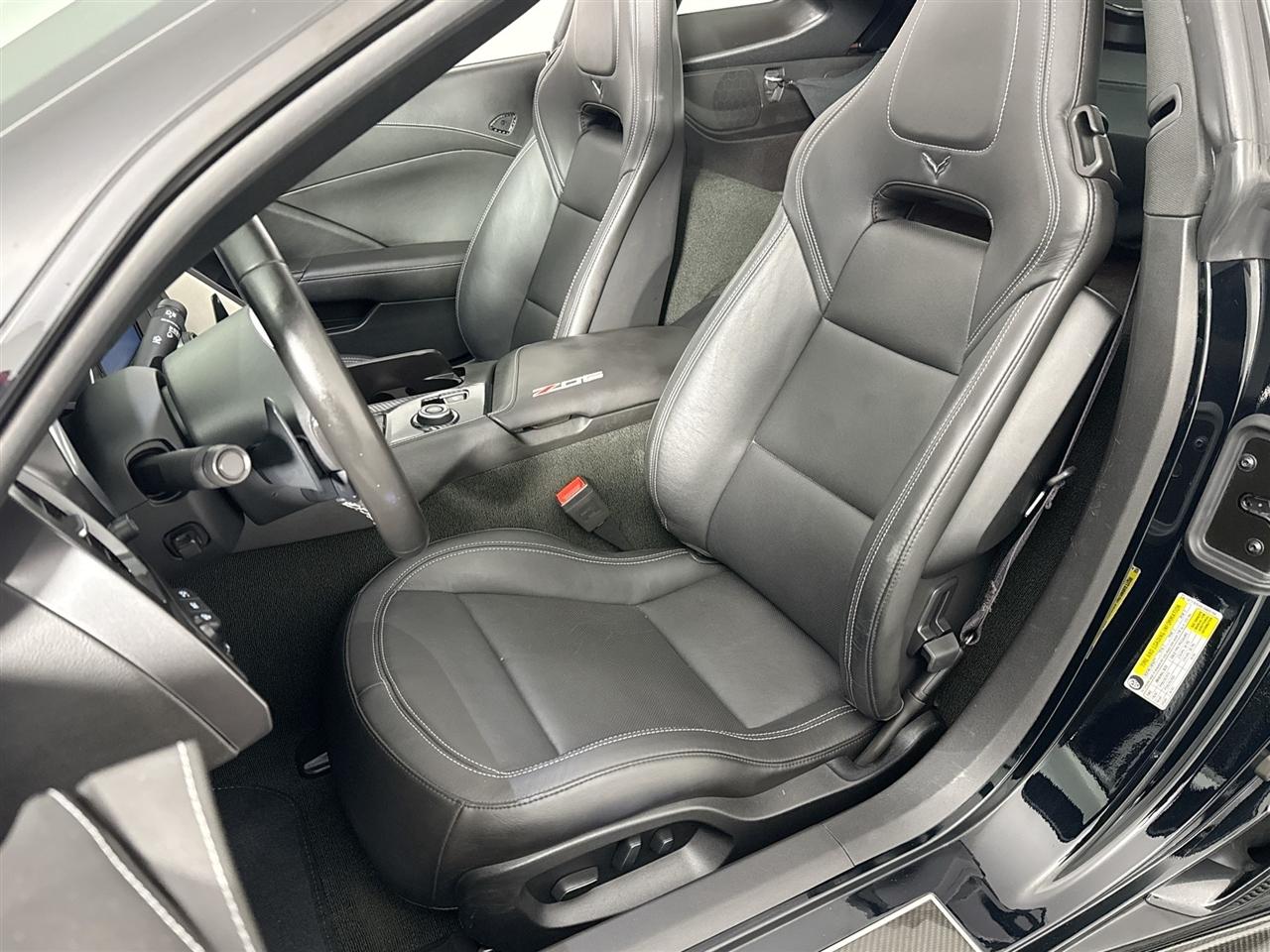 Chevrolet Corvette 2dr Z06 Cpe w/2LZ 2018