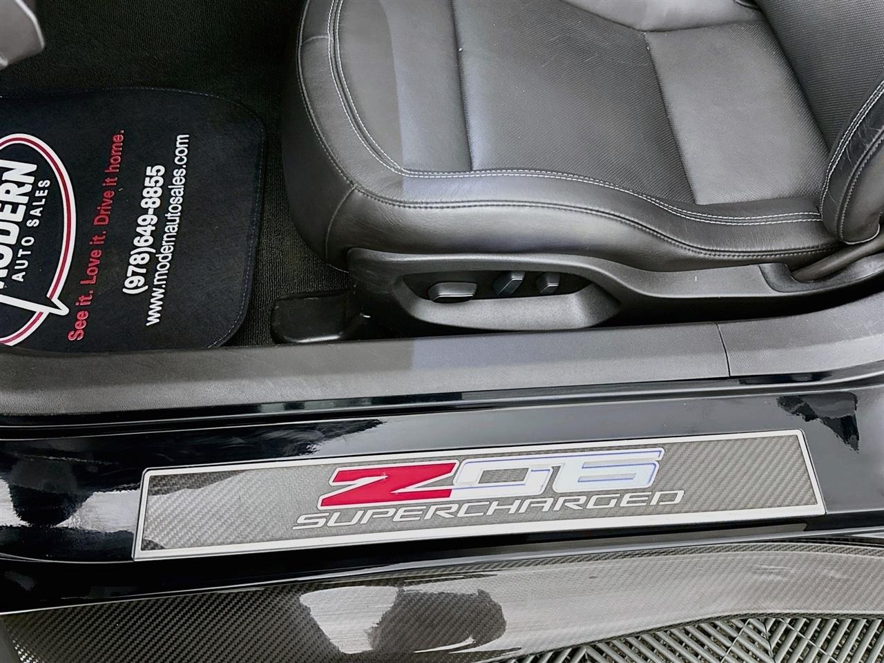 Chevrolet Corvette 2dr Z06 Cpe w/2LZ 2018