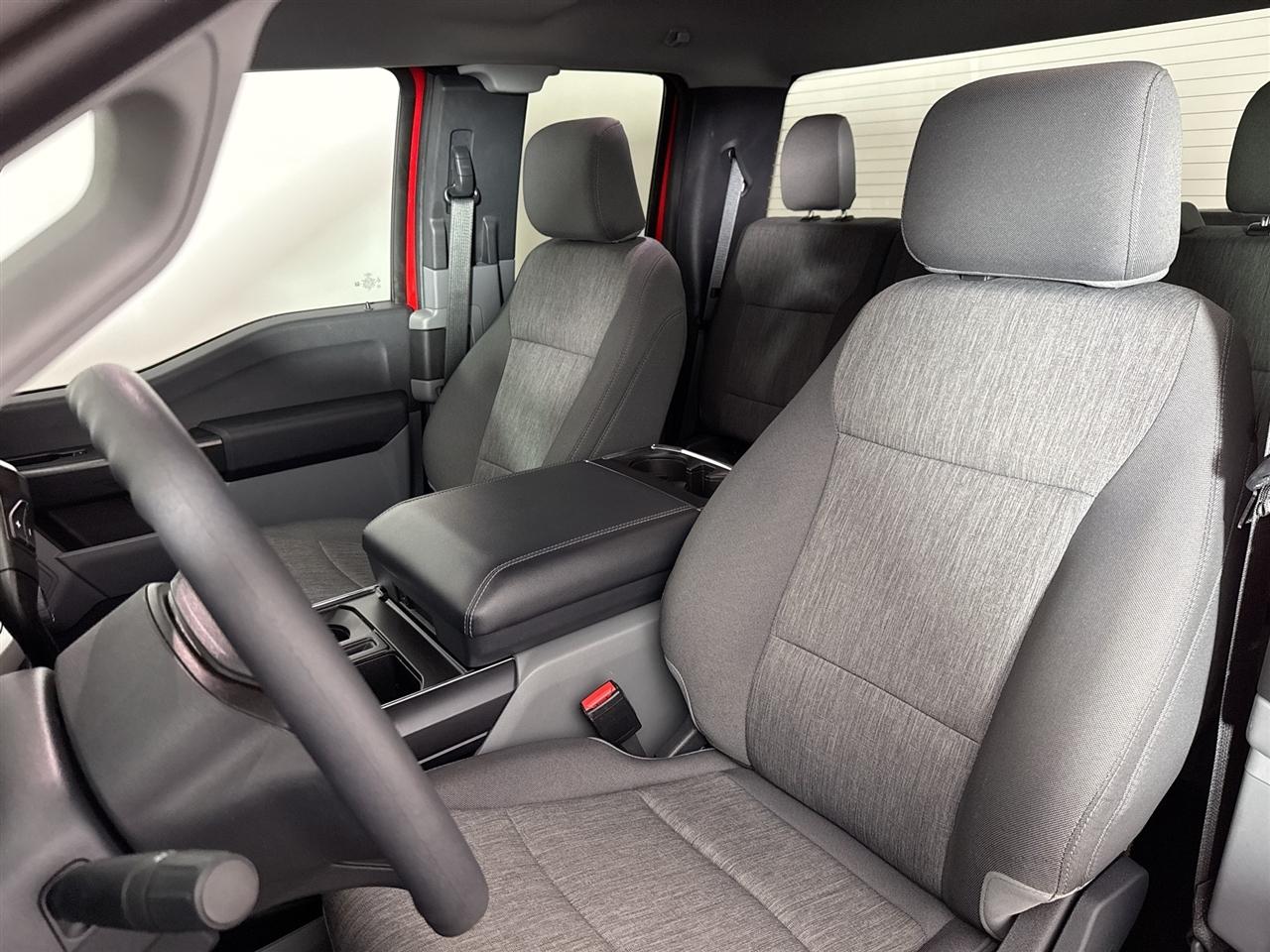 Ford F-150 Lariat 4WD SuperCab 8' Box 2022