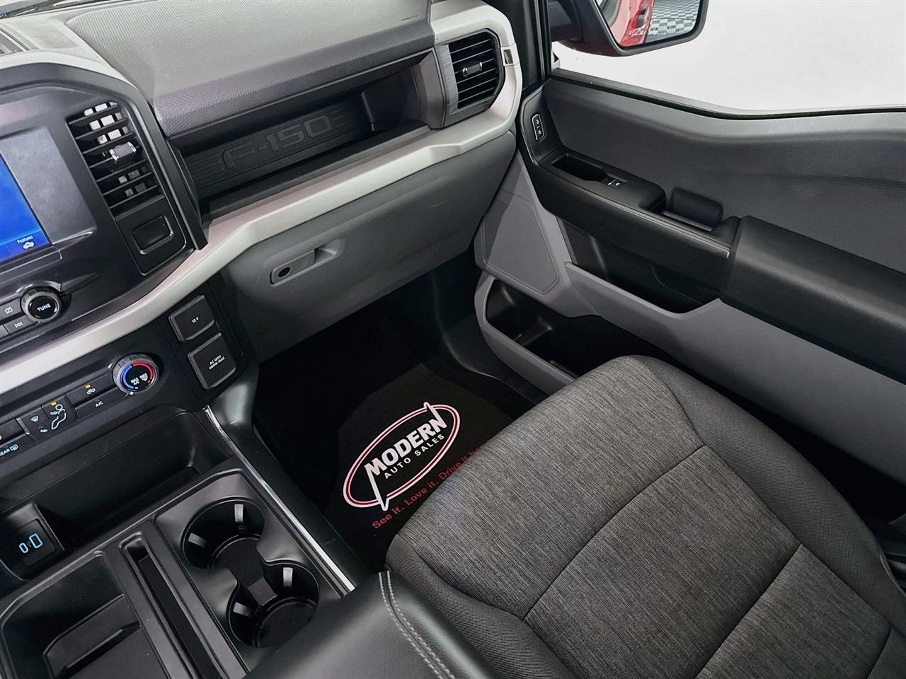 Ford F-150 Lariat 4WD SuperCab 8' Box 2022