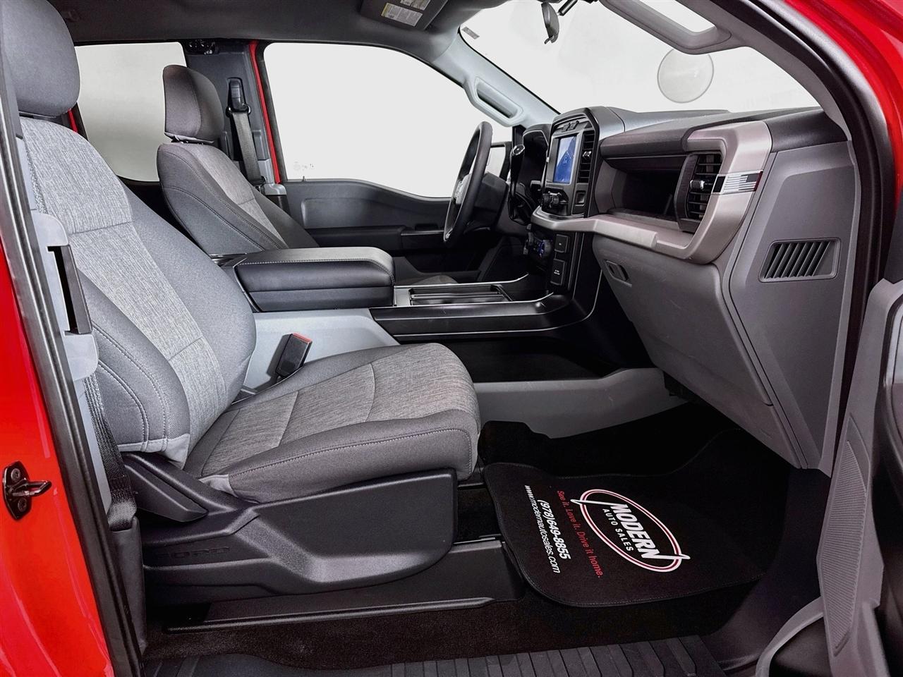 Ford F-150 Lariat 4WD SuperCab 8' Box 2022