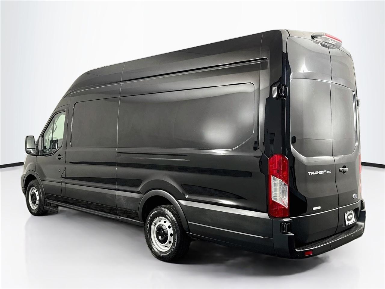 Ford Transit Cargo Van T-250 148" EL Hi Rf 9070 GVWR RWD 2023
