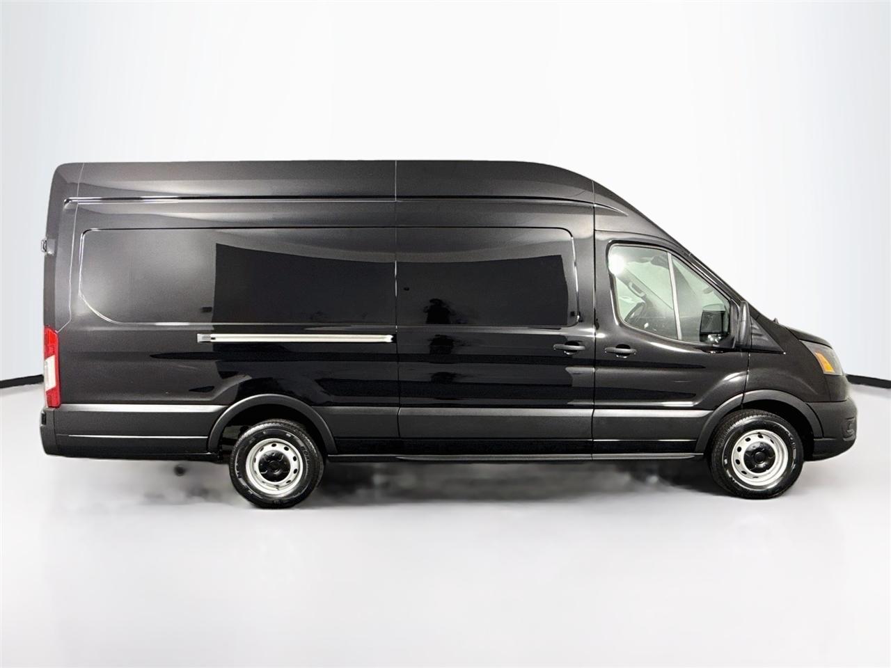 Ford Transit Cargo Van T-250 148" EL Hi Rf 9070 GVWR RWD 2023