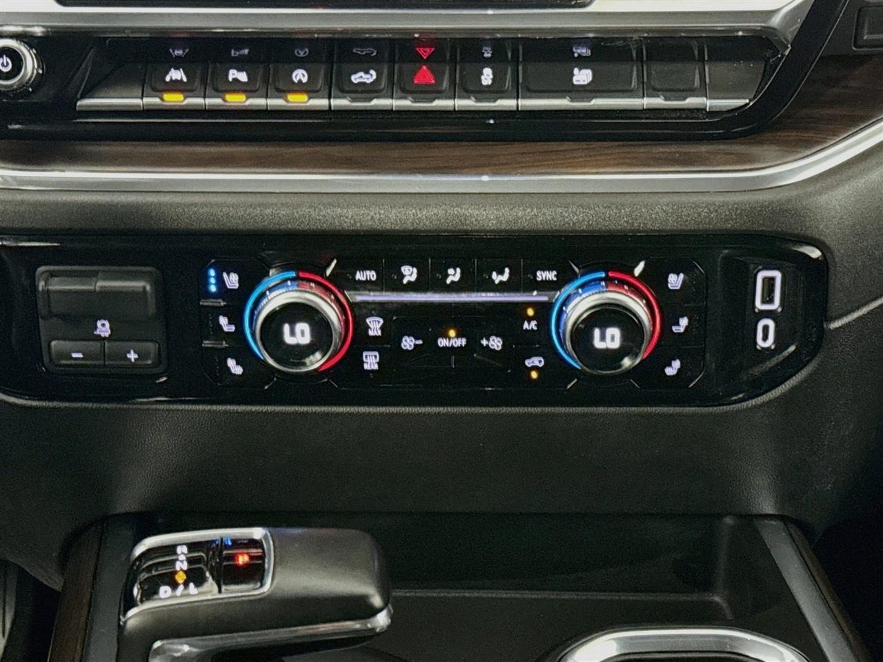 GMC Sierra 1500 4WD Crew Cab 147" SLT 2023