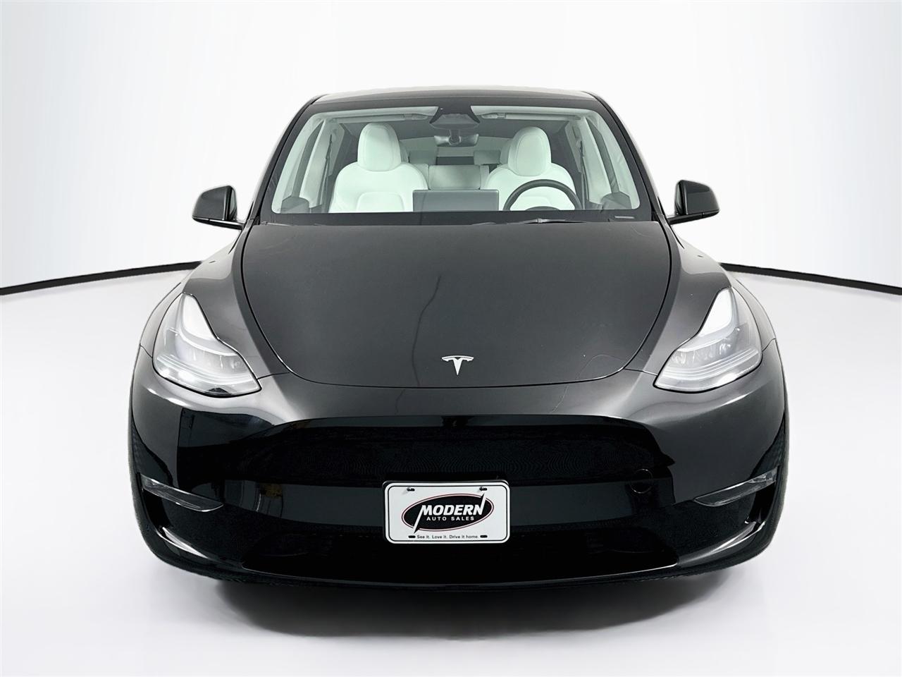 Tesla Model Y Long Range AWD 2023