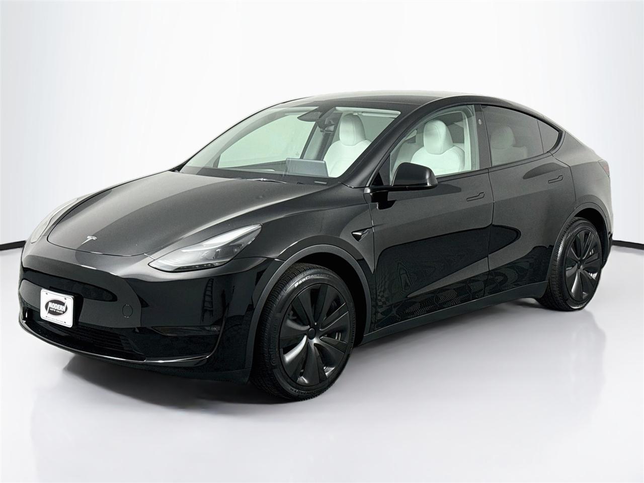 Tesla Model Y Long Range AWD 2023