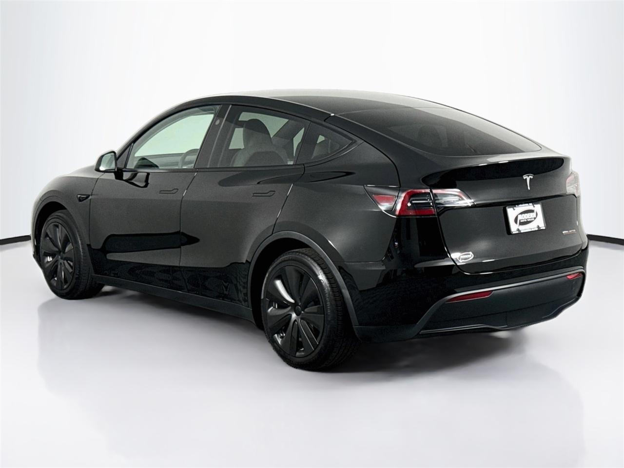 Tesla Model Y Long Range AWD 2023
