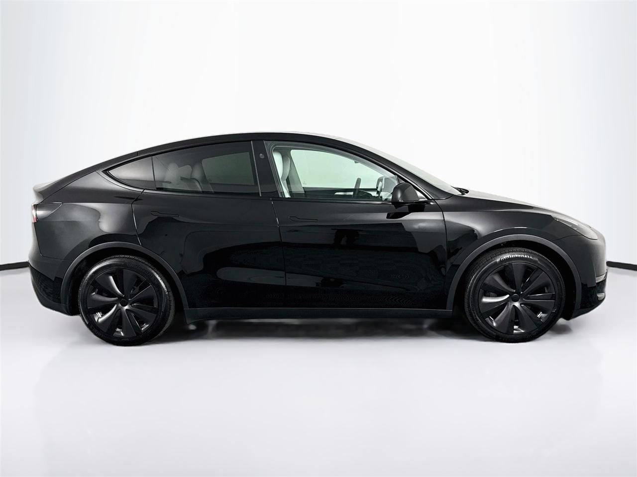 Tesla Model Y Long Range AWD 2023