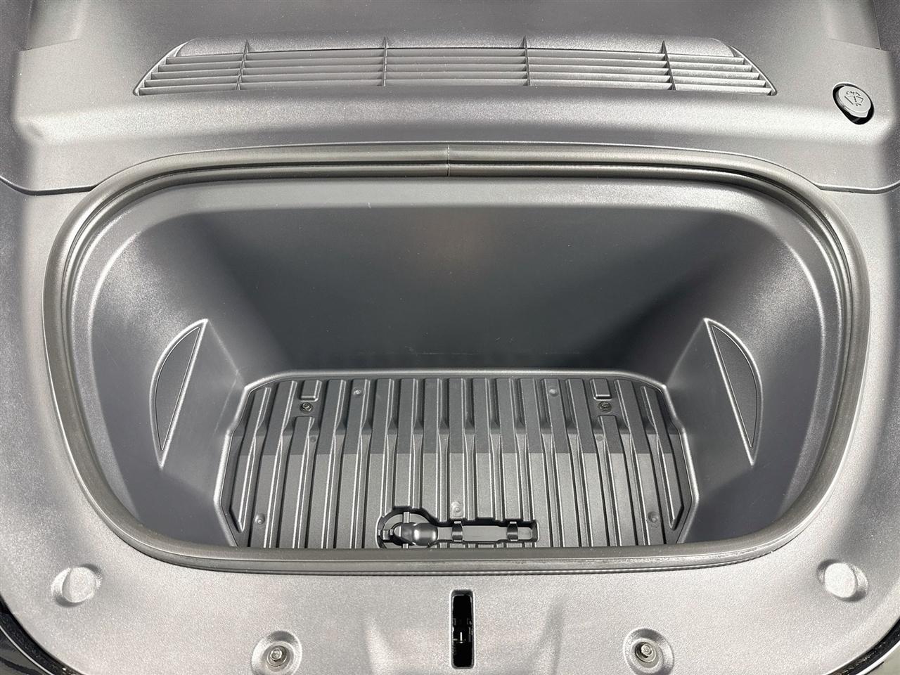 Tesla Model Y Long Range AWD 2023