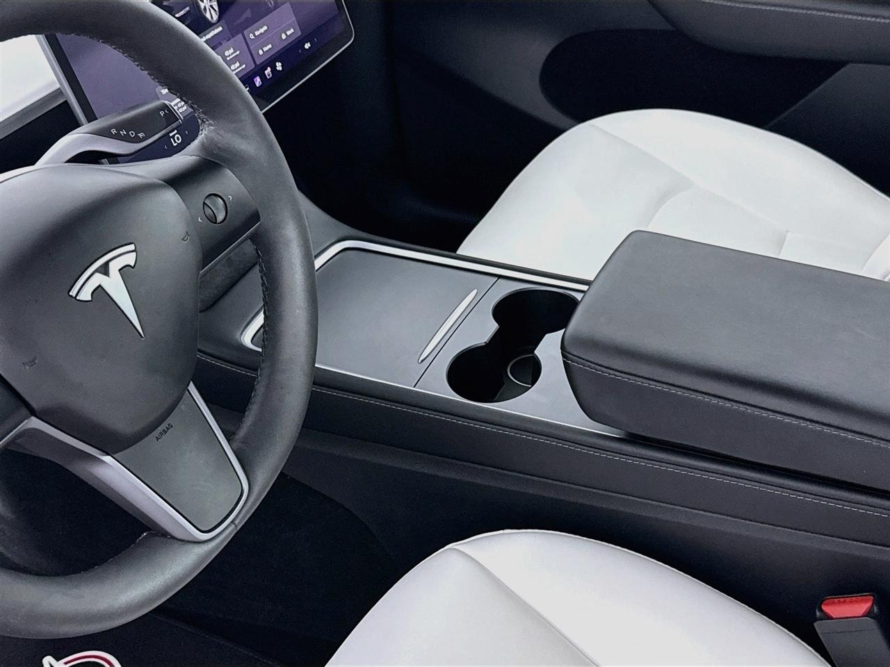 Tesla Model Y Long Range AWD 2023