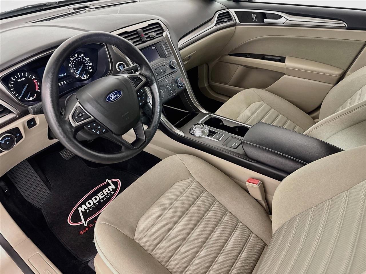 Ford Fusion SE FWD 2018