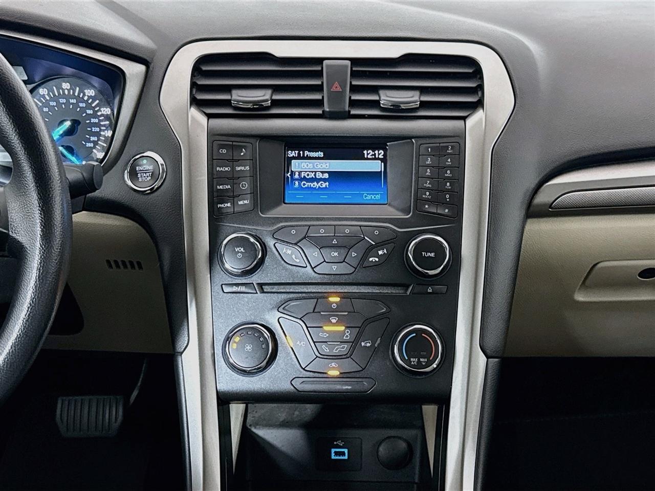 Ford Fusion SE FWD 2018
