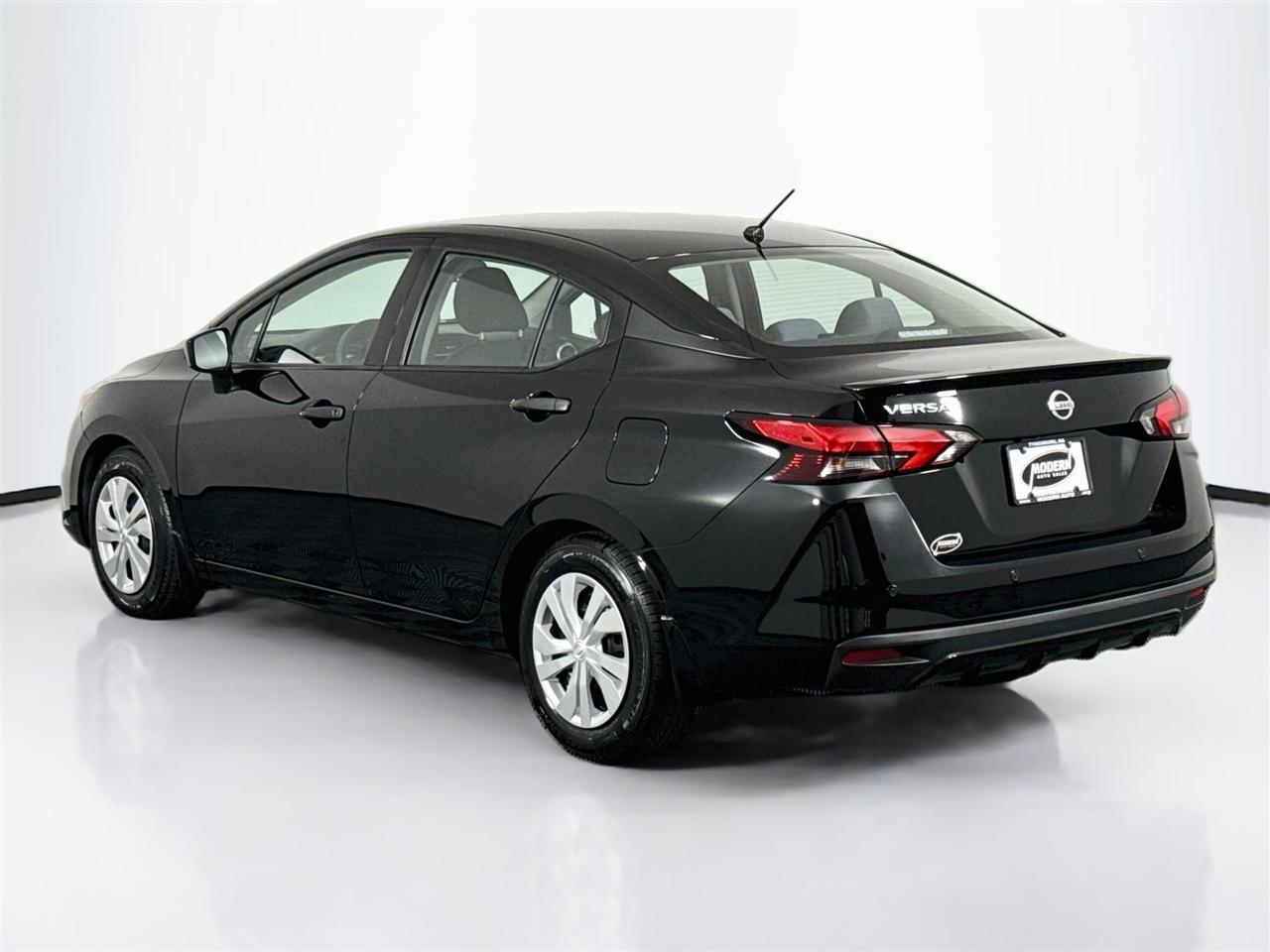 Nissan Versa S Manual 2020