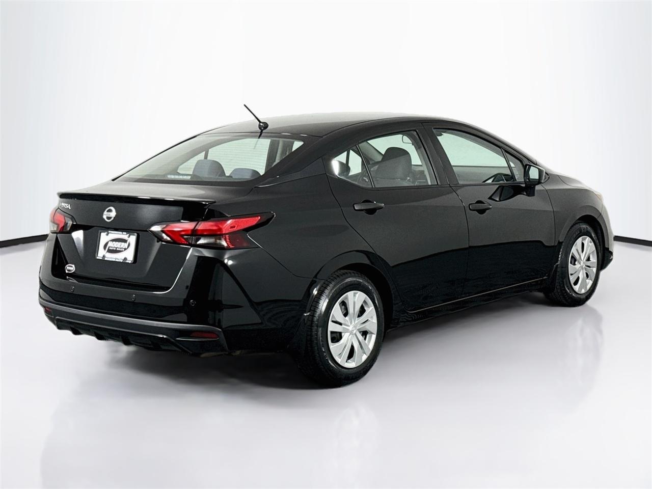 Nissan Versa S Manual 2020