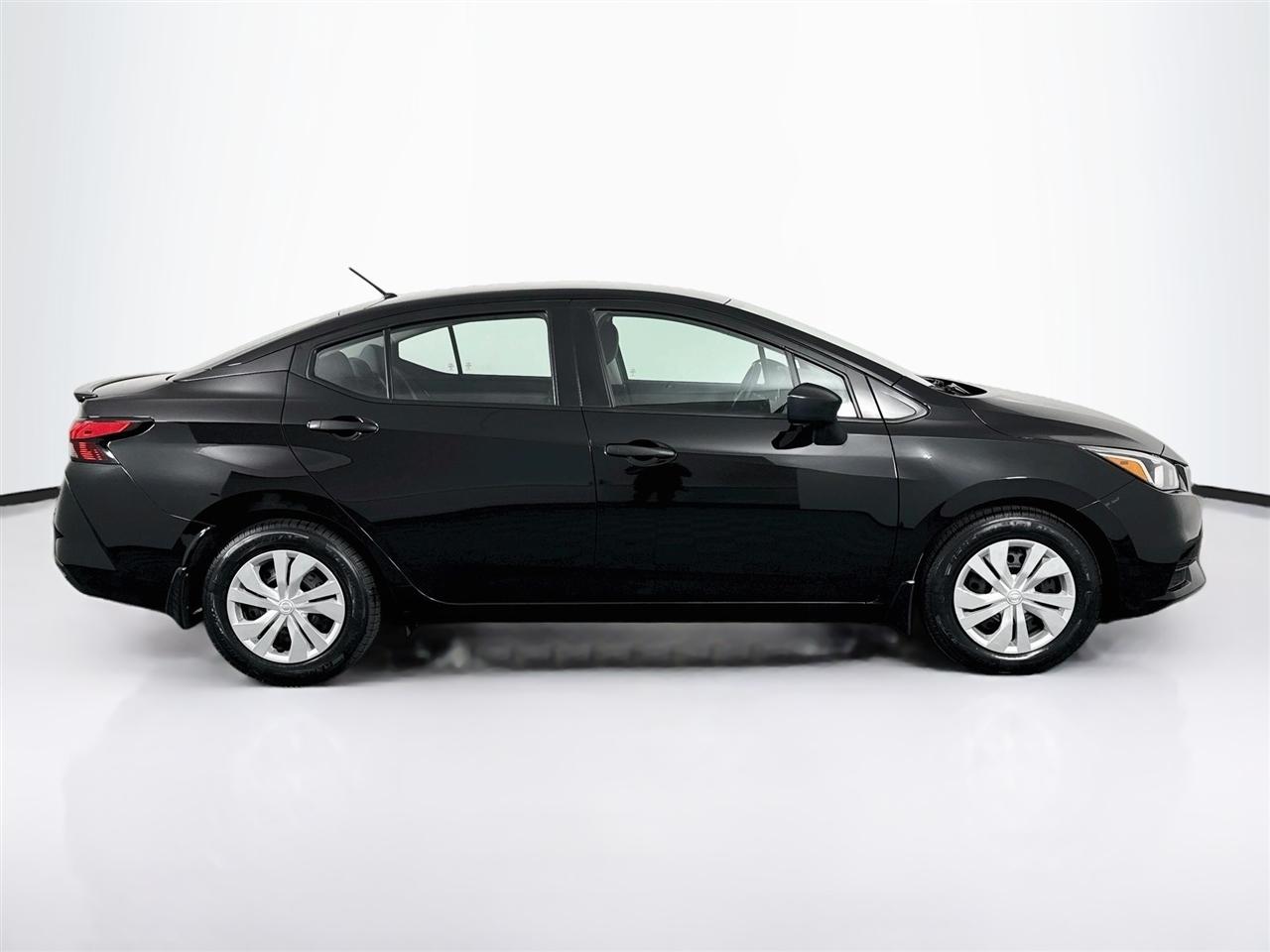 Nissan Versa S Manual 2020