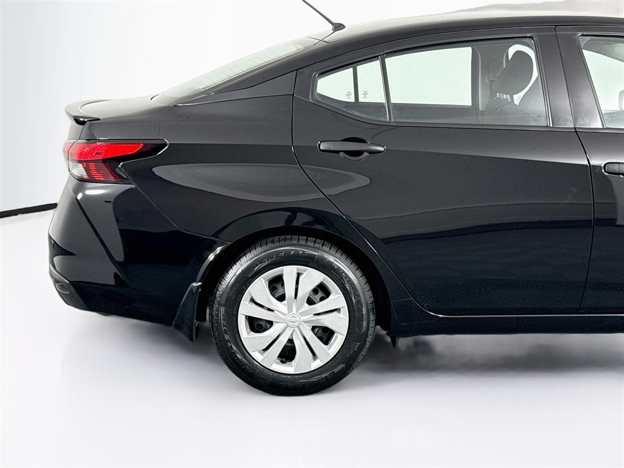 Nissan Versa S Manual 2020