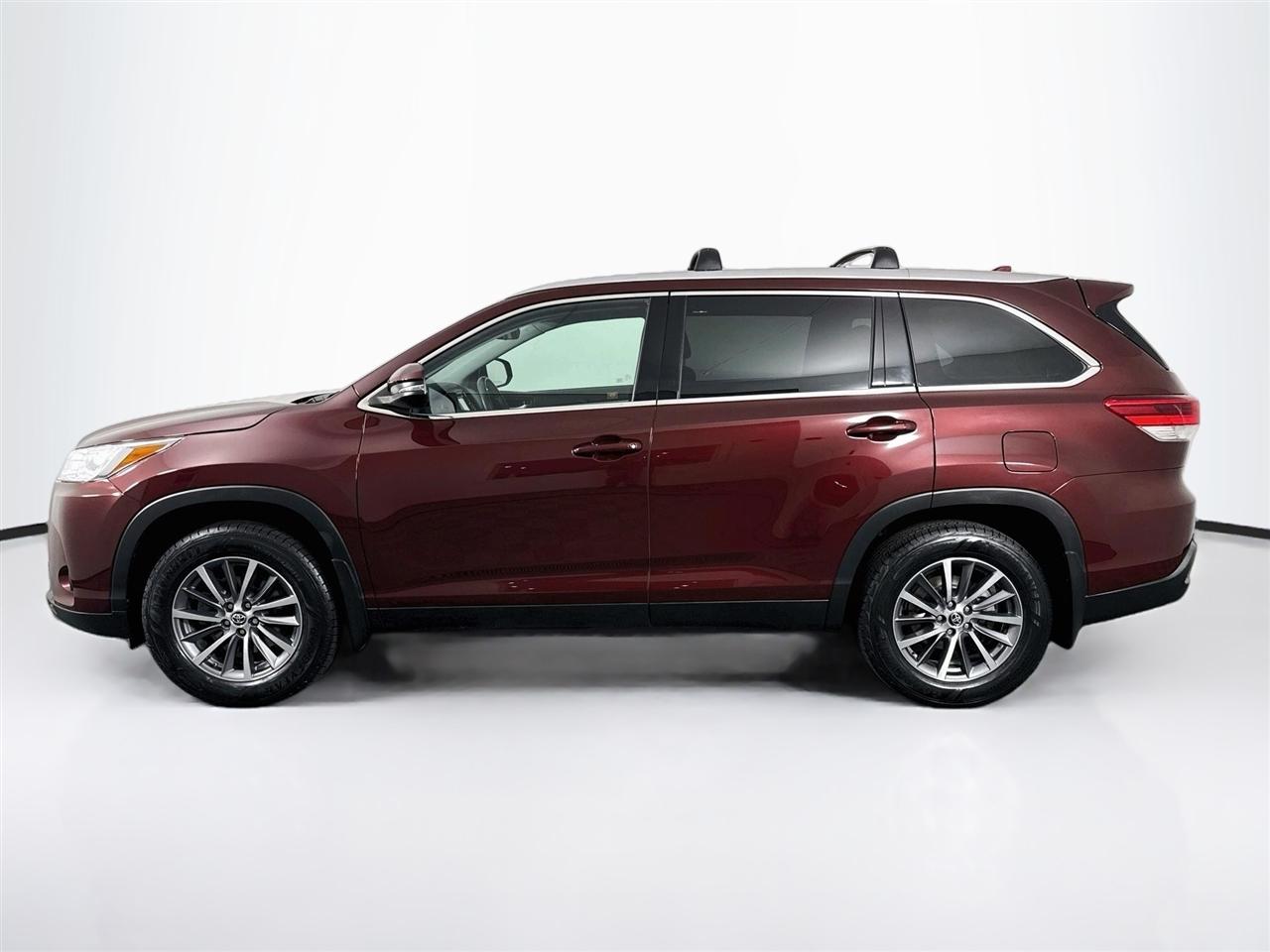 Toyota Highlander XLE V6 AWD (Natl) 2019