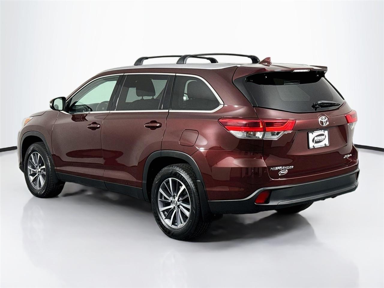 Toyota Highlander XLE V6 AWD (Natl) 2019
