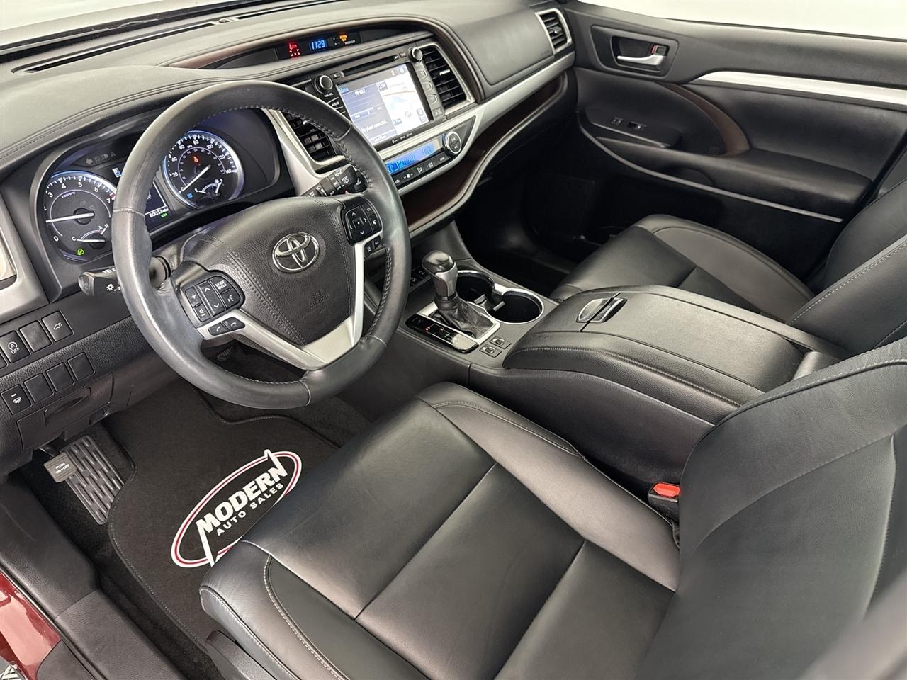 Toyota Highlander XLE V6 AWD (Natl) 2019
