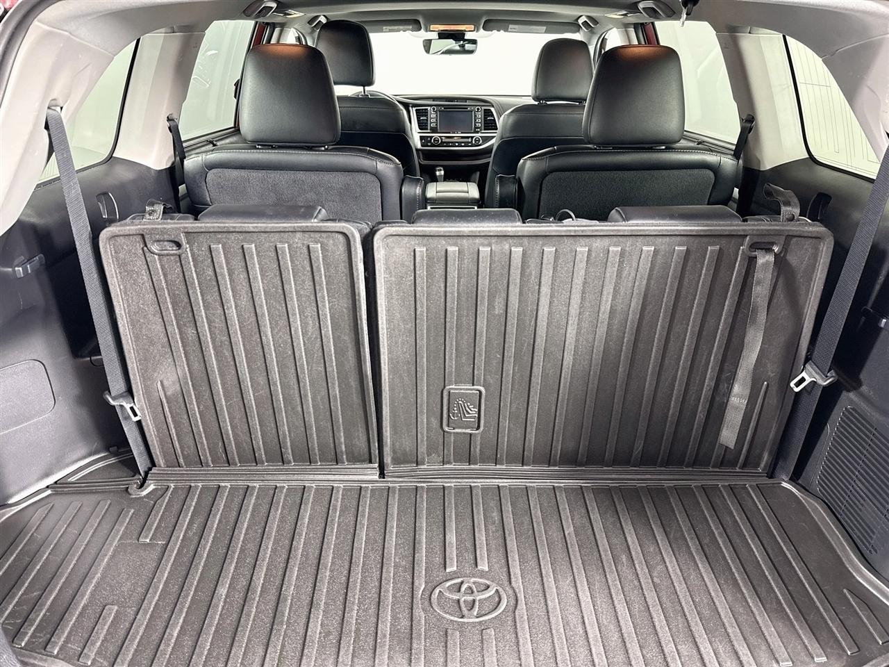 Toyota Highlander XLE V6 AWD (Natl) 2019
