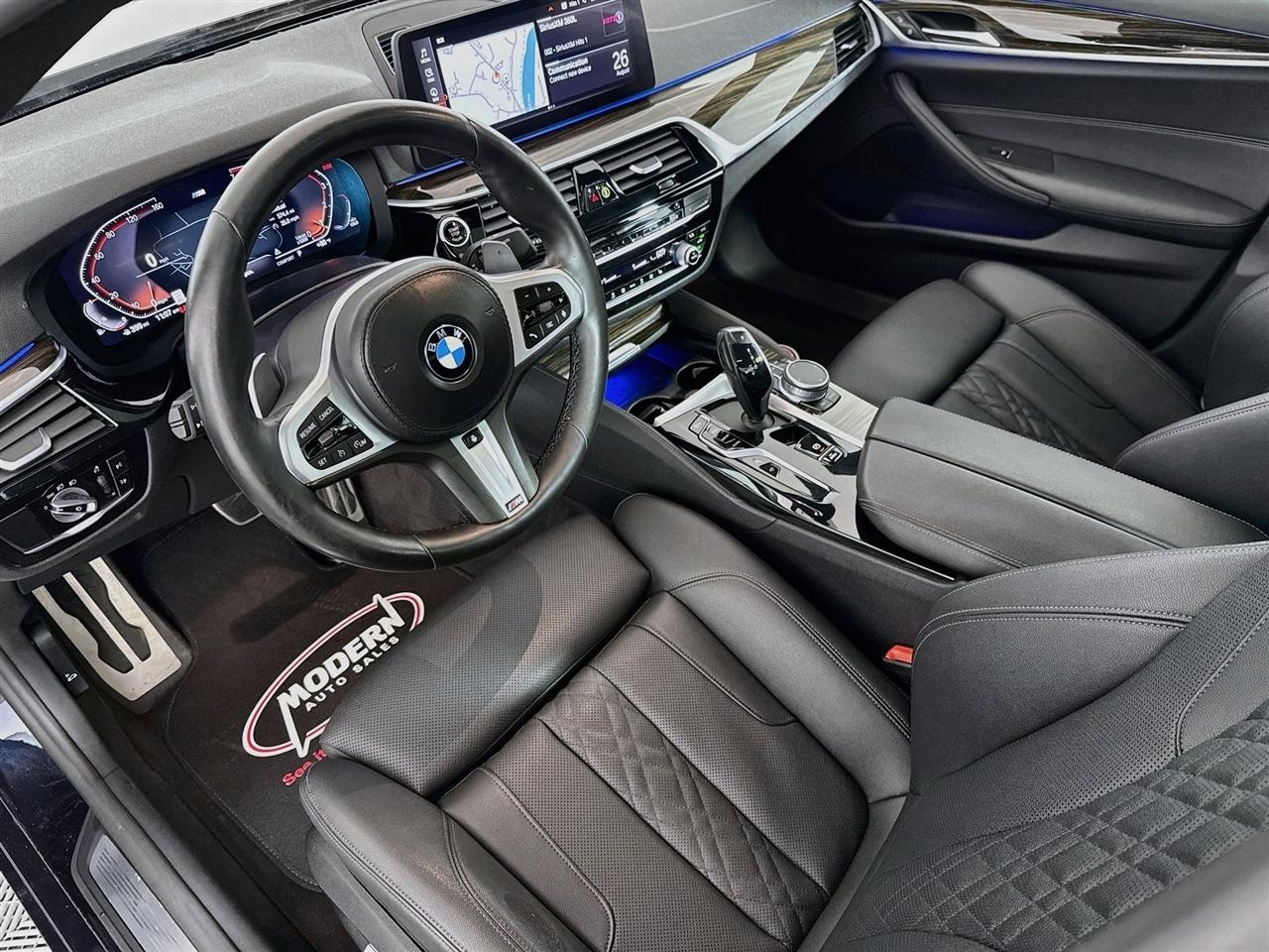 BMW 5 Series 530i xDrive Sedan 2021