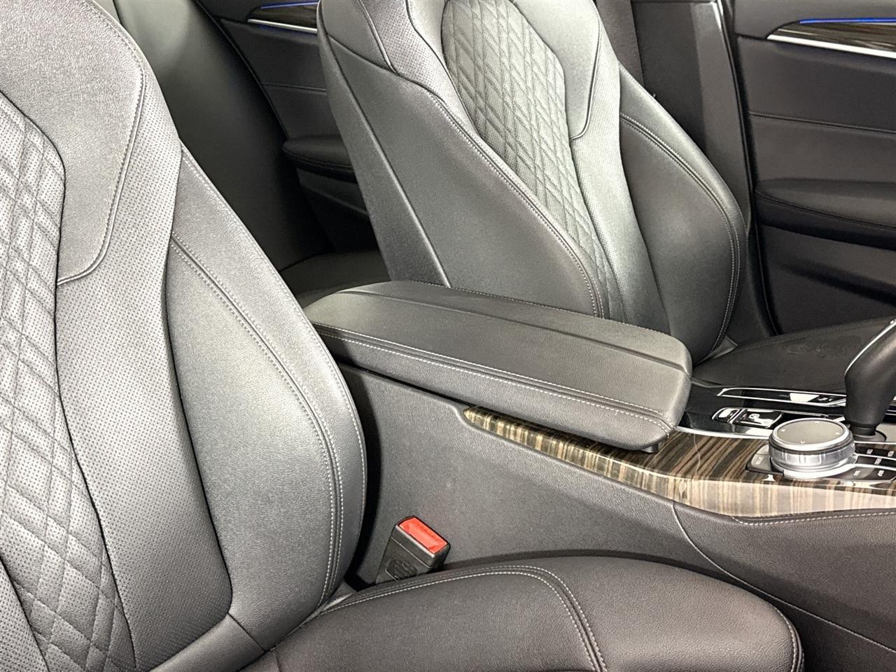 BMW 5 Series 530i xDrive Sedan 2021