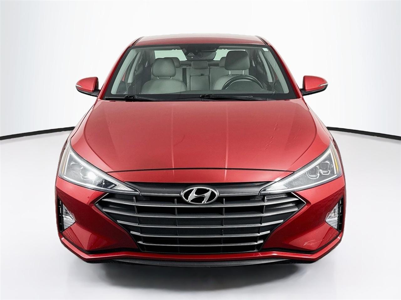 Hyundai Elantra Limited Auto 2019