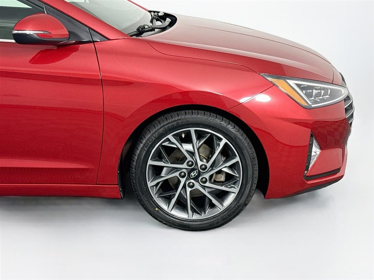 Hyundai Elantra Limited Auto 2019