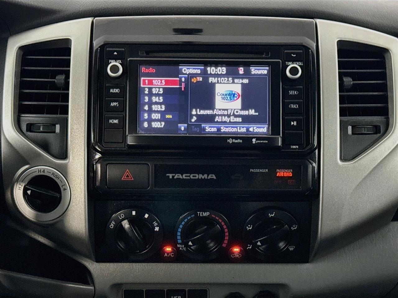 Toyota Tacoma 4WD Double Cab V6 AT (Natl) 2015