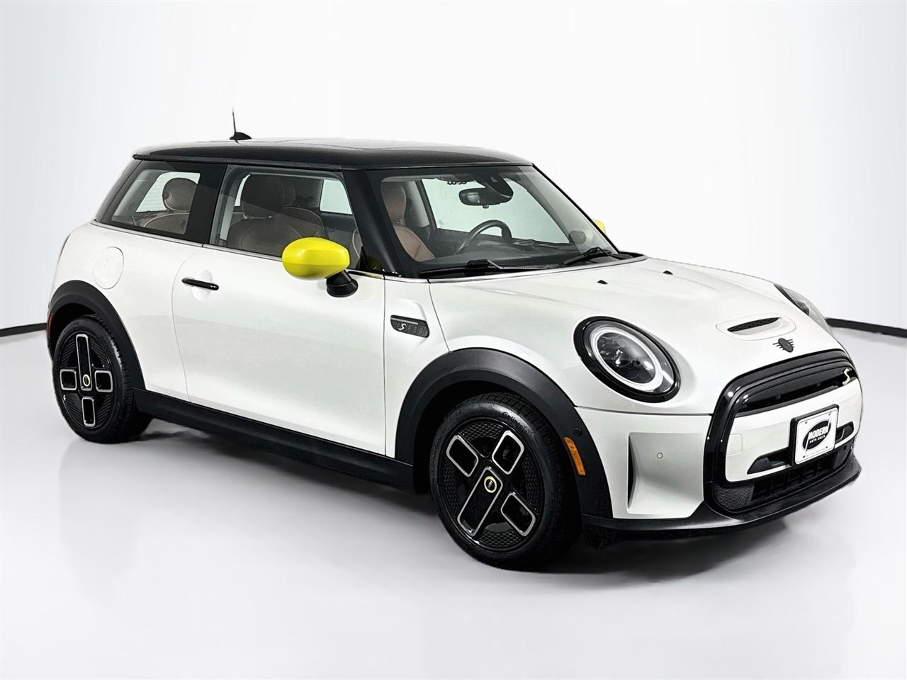 MINI Hardtop 2 Door Cooper SE FWD 2023