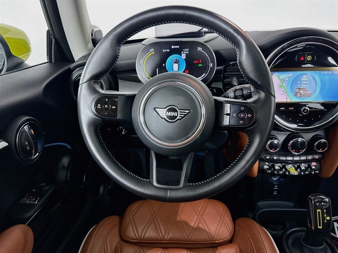 MINI Hardtop 2 Door Cooper SE FWD 2023