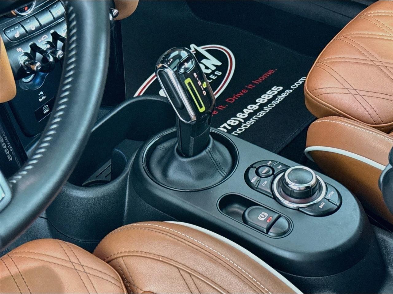 MINI Hardtop 2 Door Cooper SE FWD 2023
