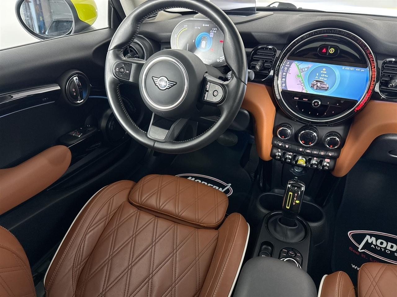 MINI Hardtop 2 Door Cooper SE FWD 2023
