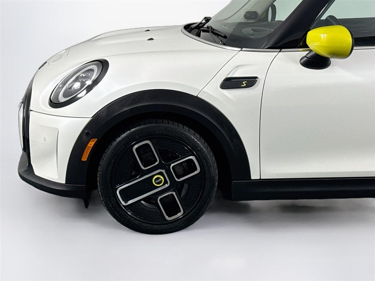 MINI Hardtop 2 Door Cooper SE FWD 2023