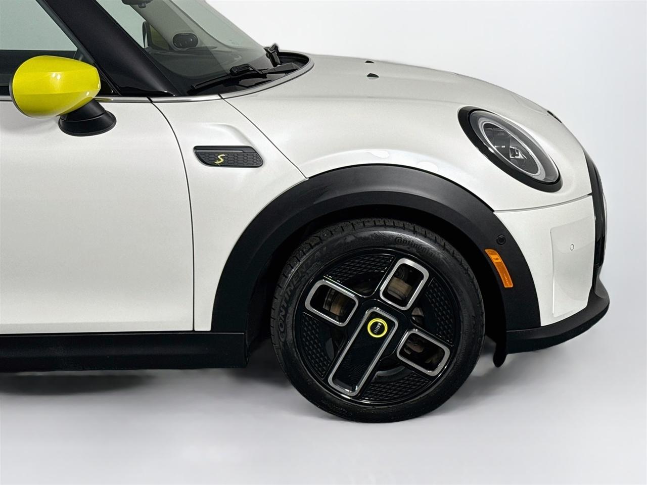 MINI Hardtop 2 Door Cooper SE FWD 2023