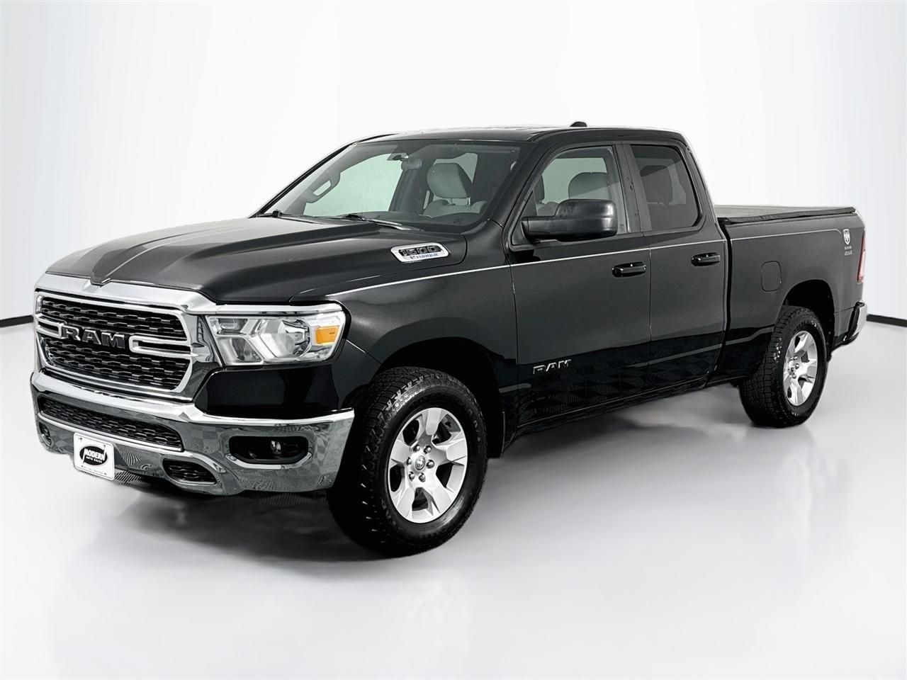 RAM 1500 Big Horn 4x4 Quad Cab 6'4" Box 2022