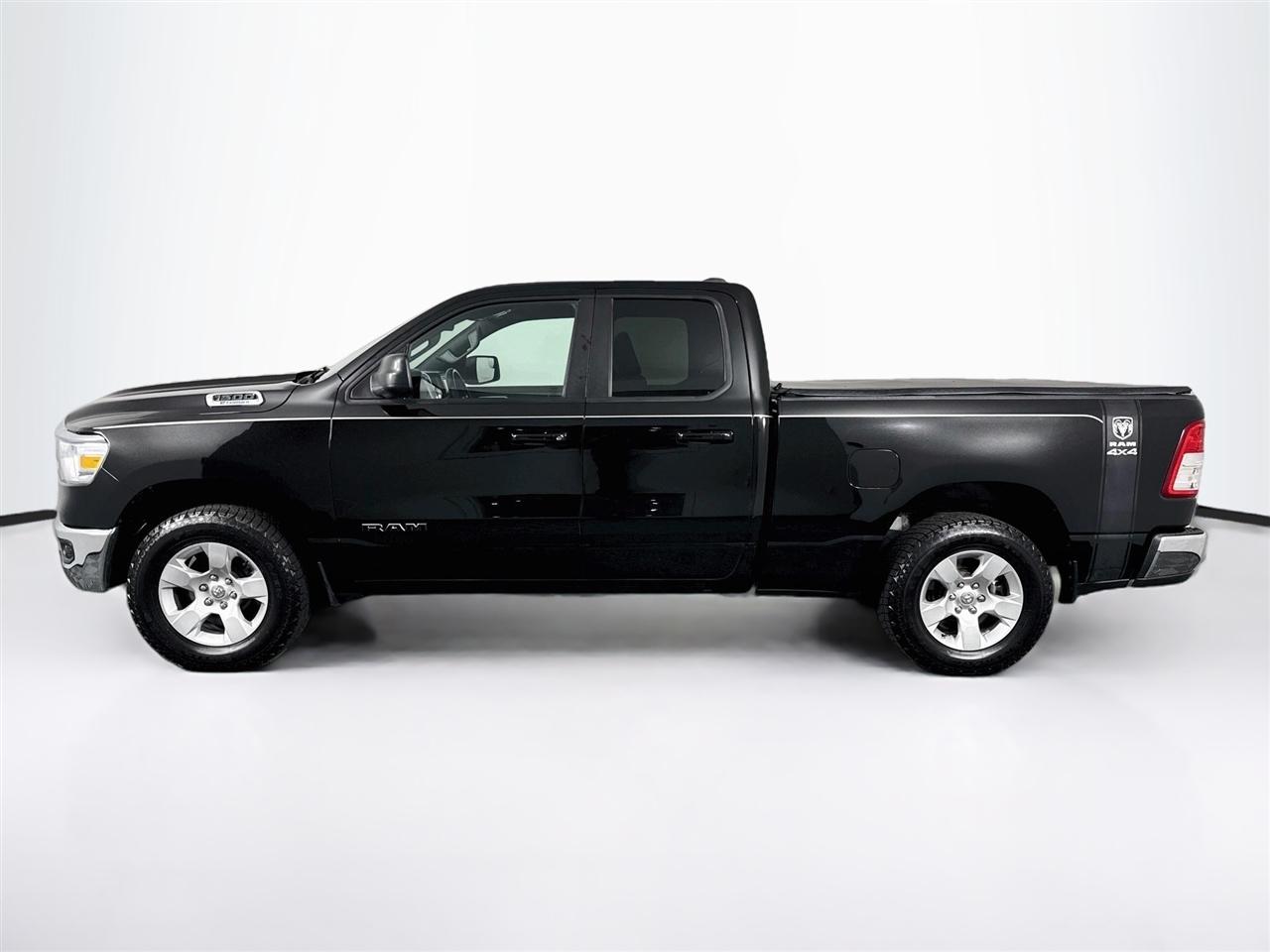 RAM 1500 Big Horn 4x4 Quad Cab 6'4" Box 2022