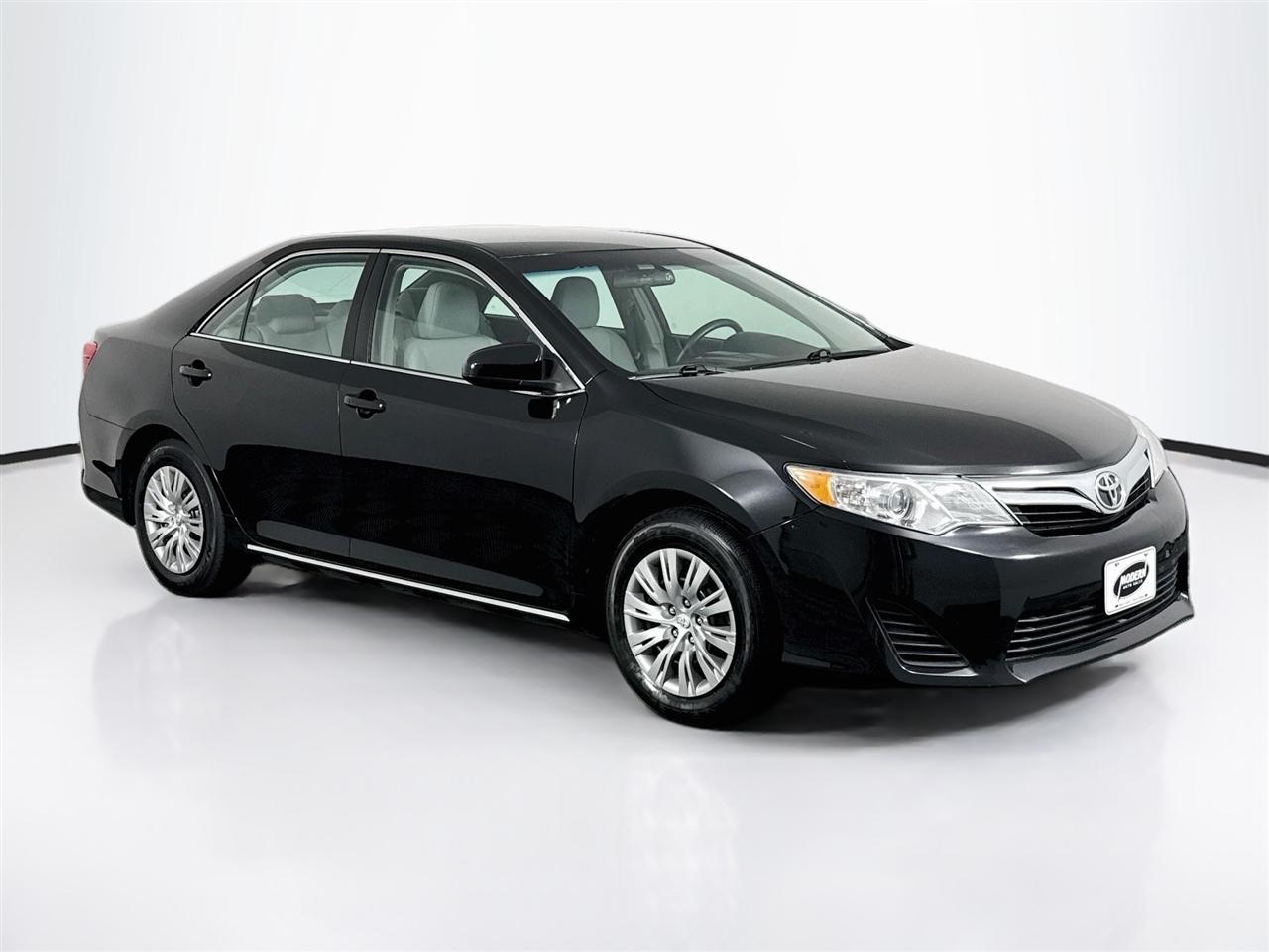Toyota Camry 2014.5 4dr Sdn I4 Auto SE Sport (Natl) 2014