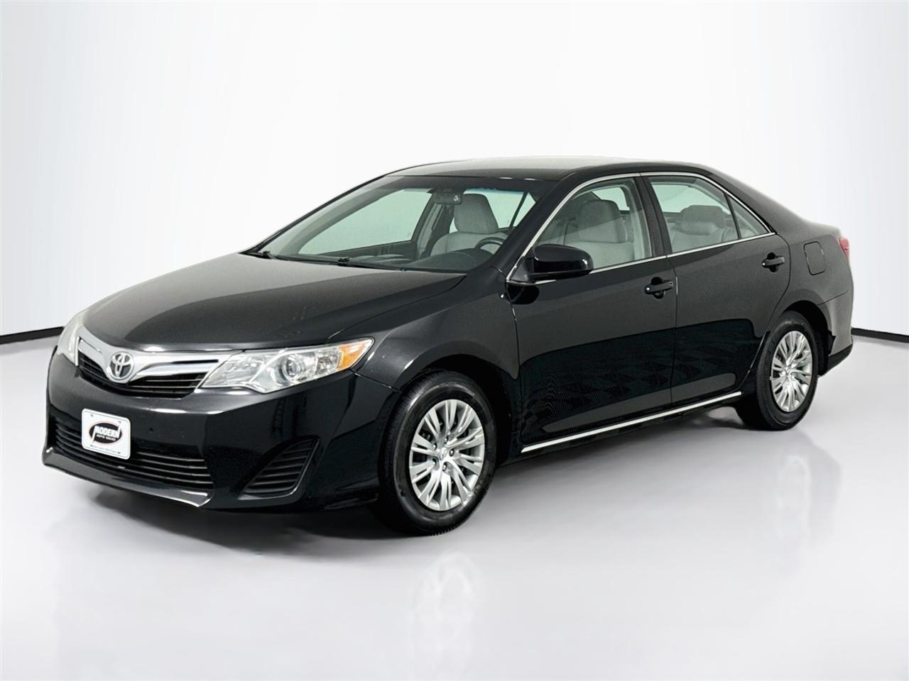 Toyota Camry 2014.5 4dr Sdn I4 Auto SE Sport (Natl) 2014
