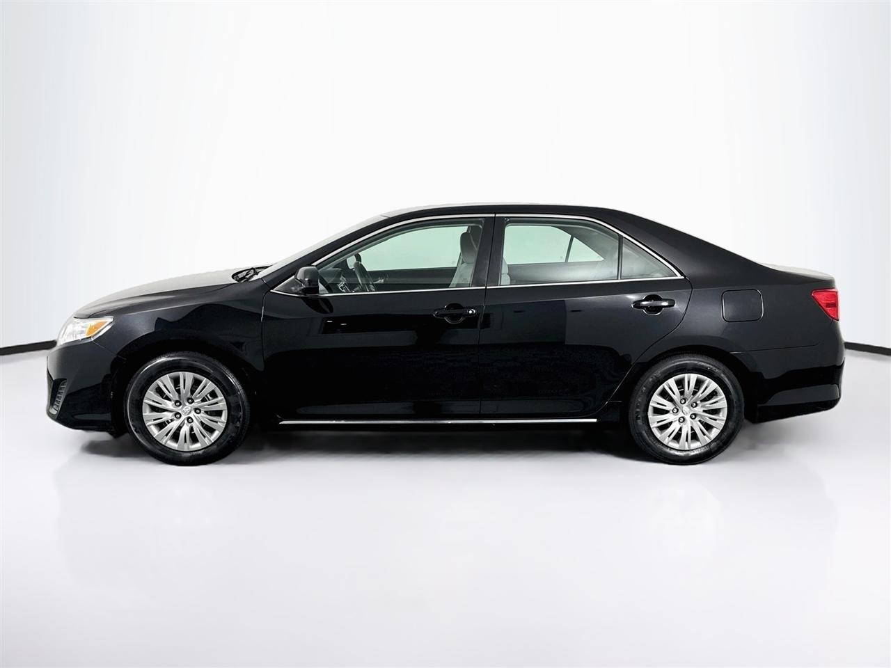 Toyota Camry 2014.5 4dr Sdn I4 Auto SE Sport (Natl) 2014
