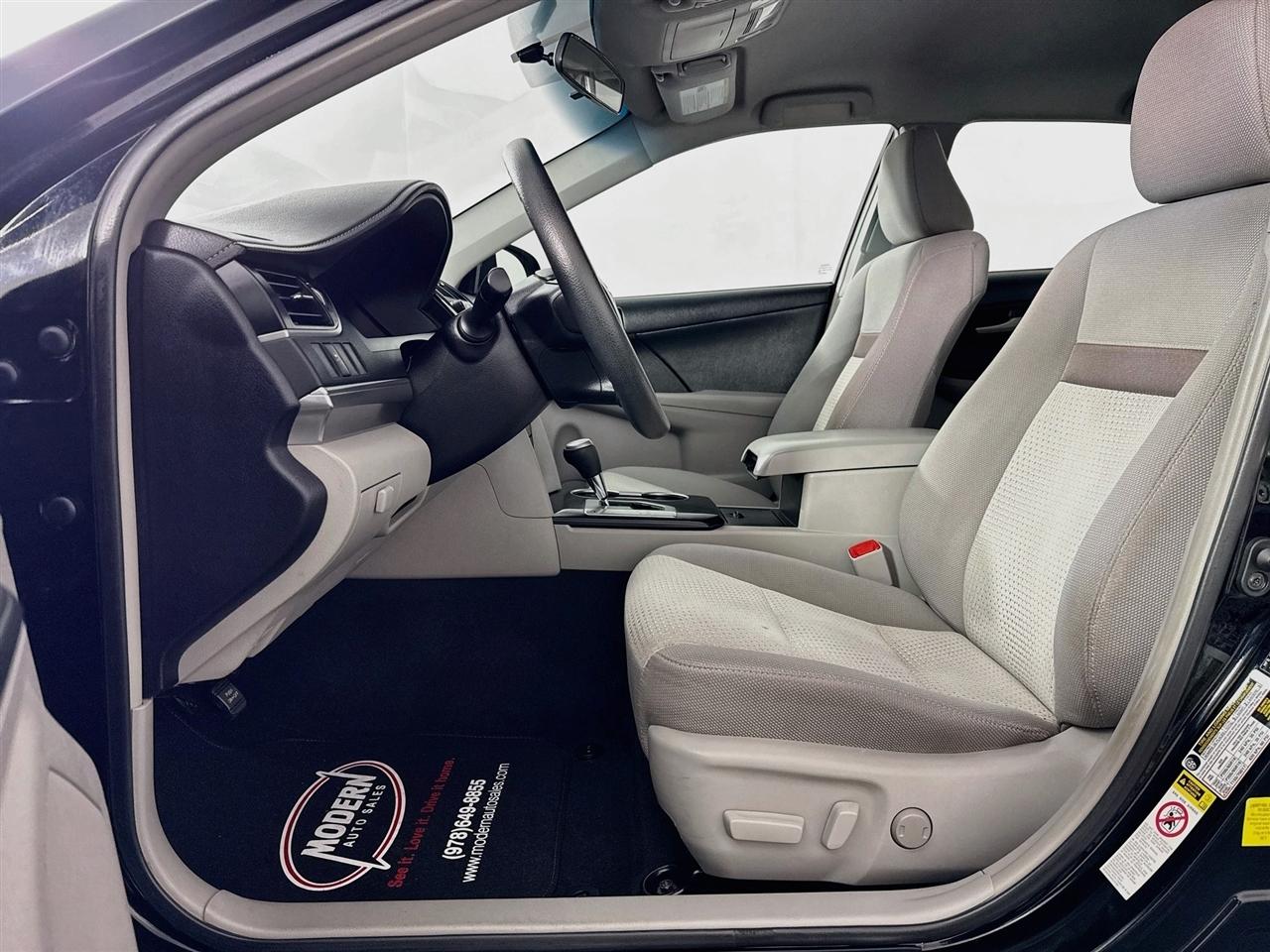 Toyota Camry 2014.5 4dr Sdn I4 Auto SE Sport (Natl) 2014