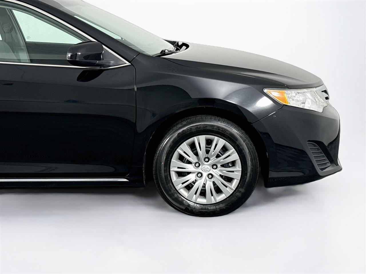 Toyota Camry 2014.5 4dr Sdn I4 Auto SE Sport (Natl) 2014