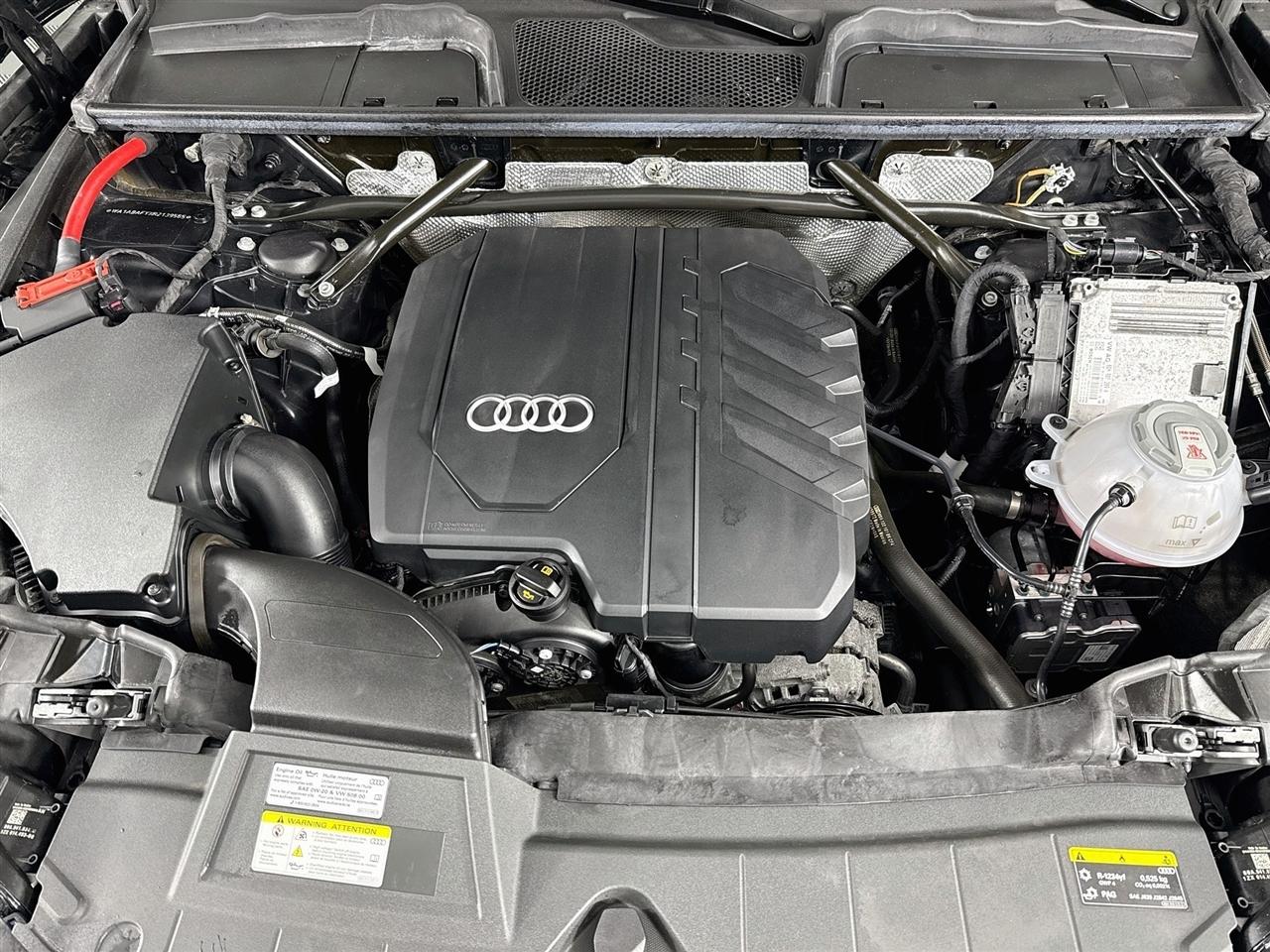 Audi Q5 Premium 40 TFSI quattro 2024