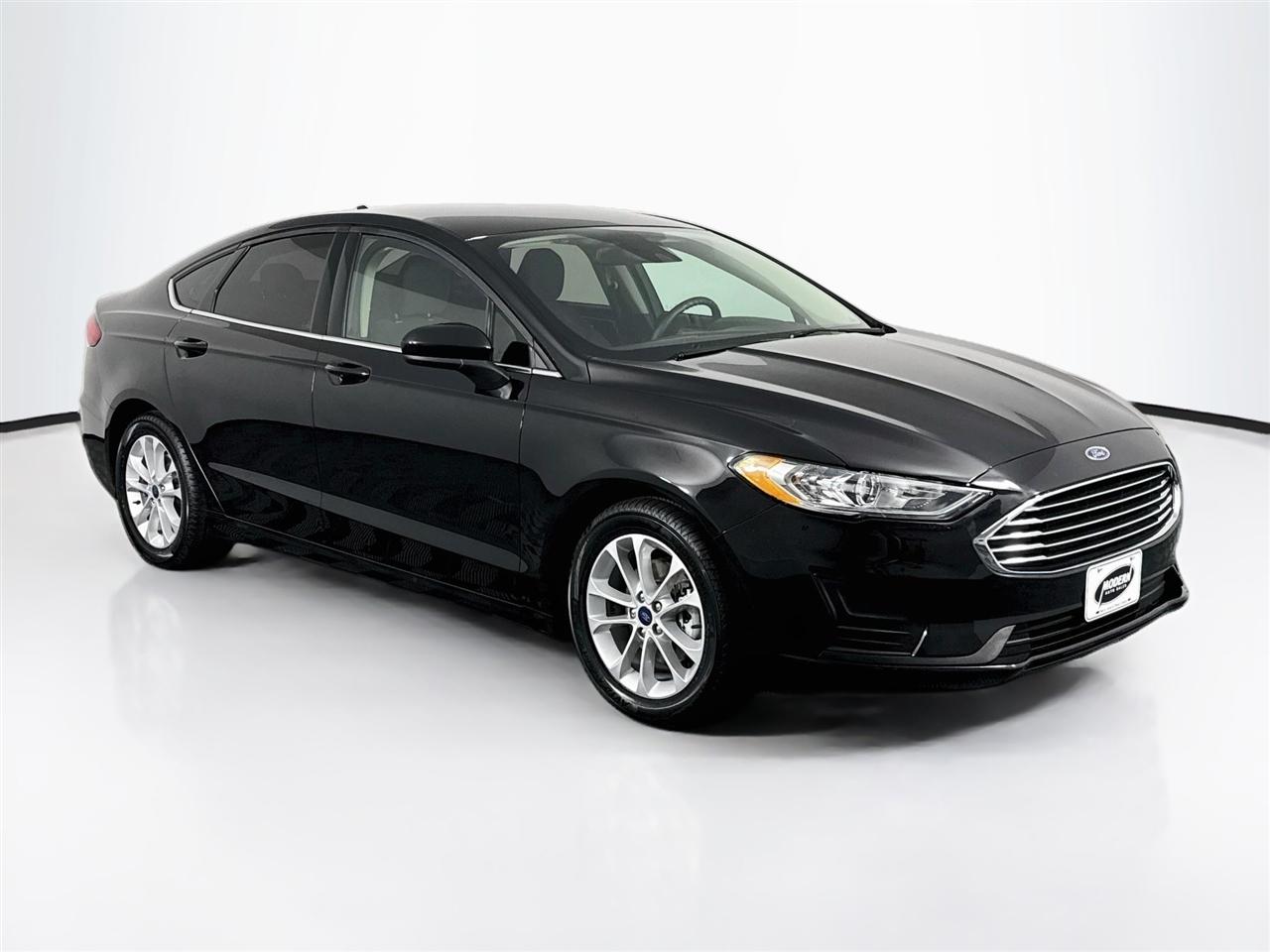 Ford Fusion SE FWD 2020
