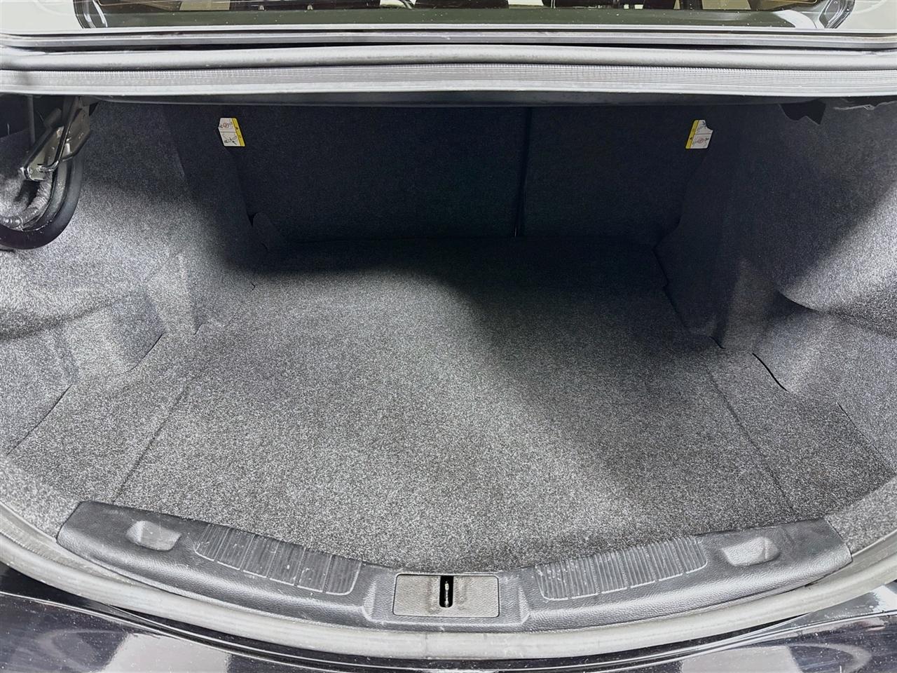 Ford Fusion SE FWD 2020
