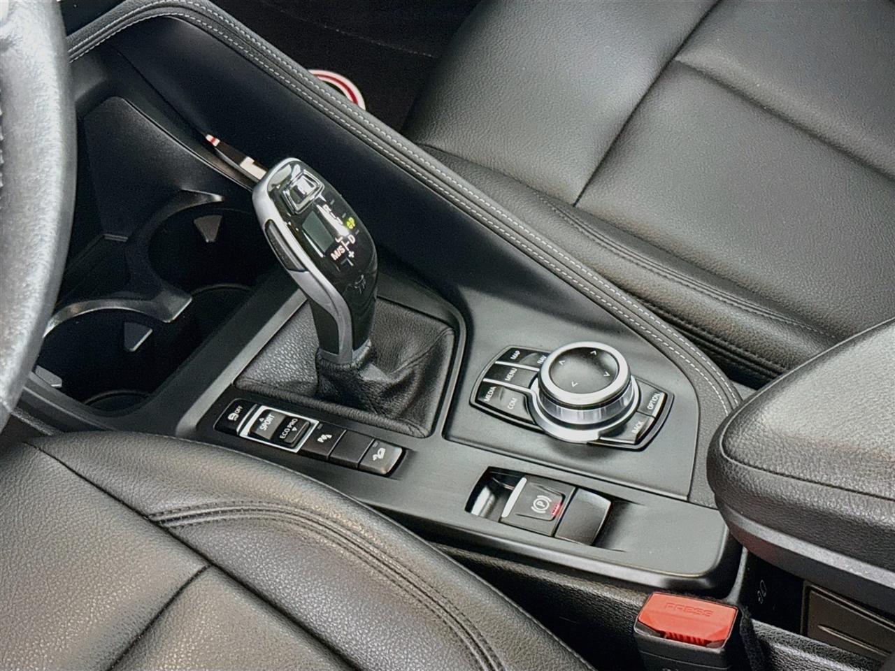 BMW X1 xDrive28i Sports Activity Vehicle 2021