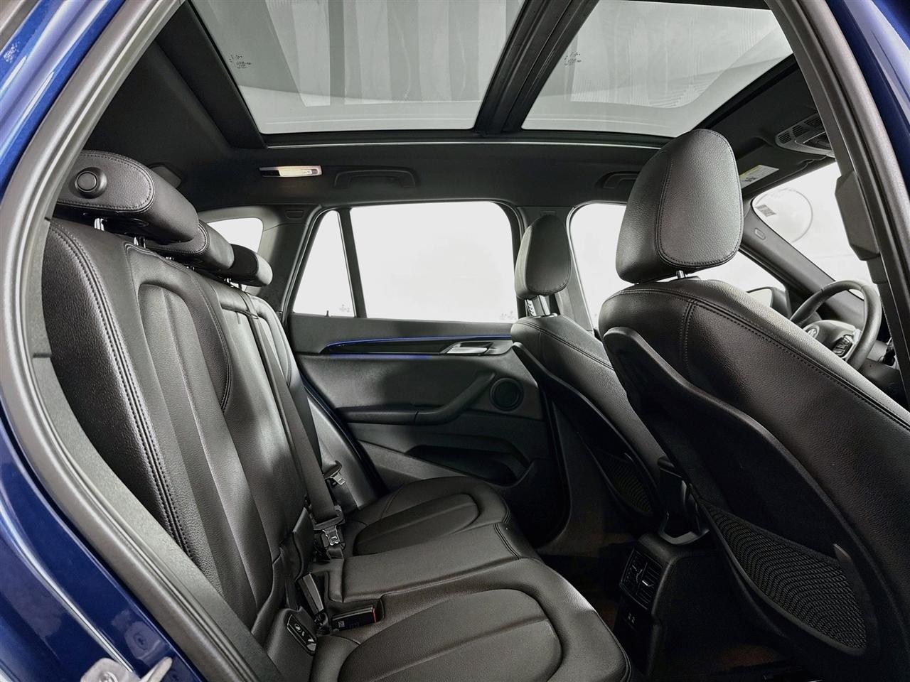 BMW X1 xDrive28i Sports Activity Vehicle 2021