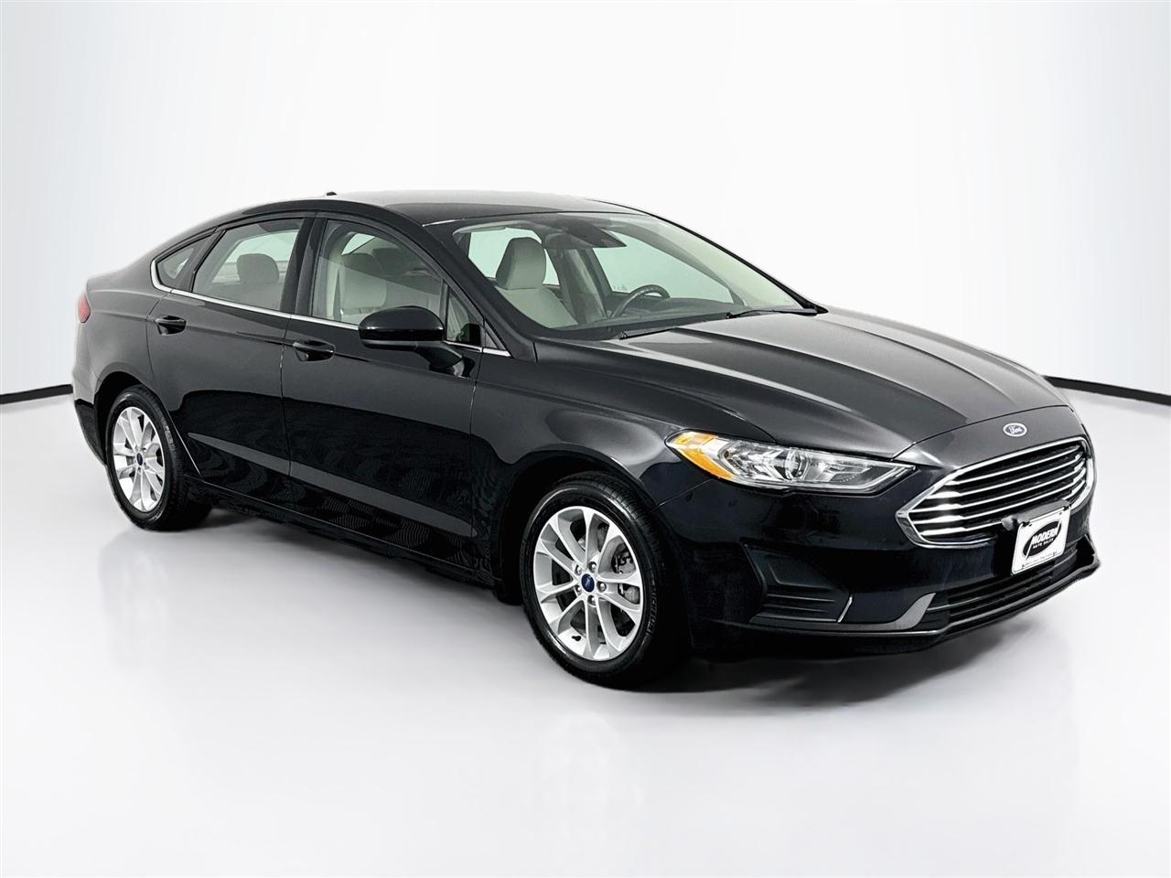 Ford Fusion Hybrid SE FWD 2020