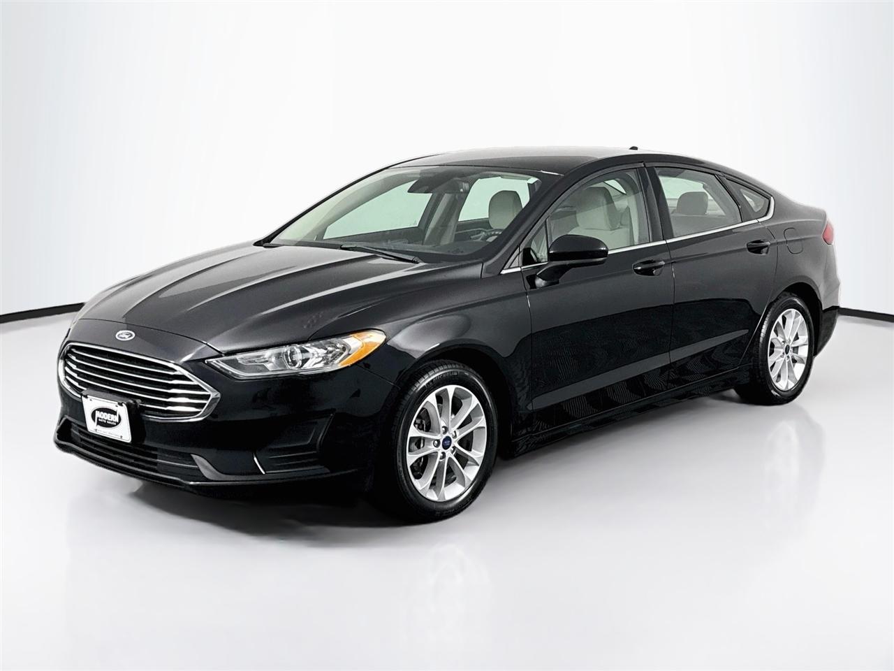 Ford Fusion Hybrid SE FWD 2020